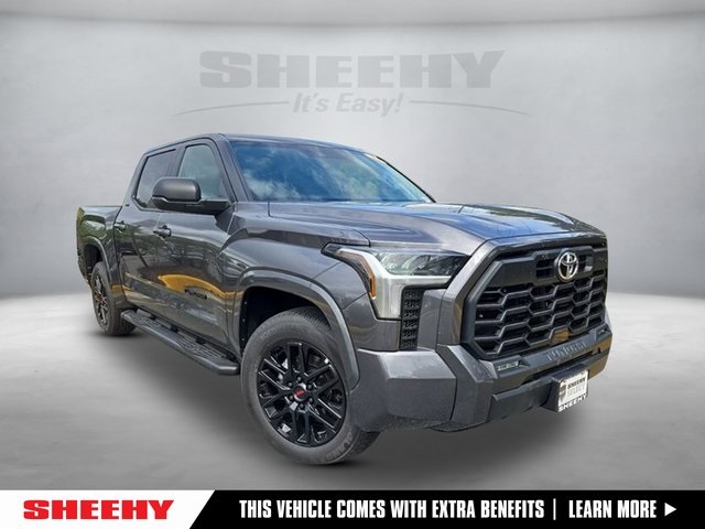 2024 Toyota Tundra 4WD SR5 