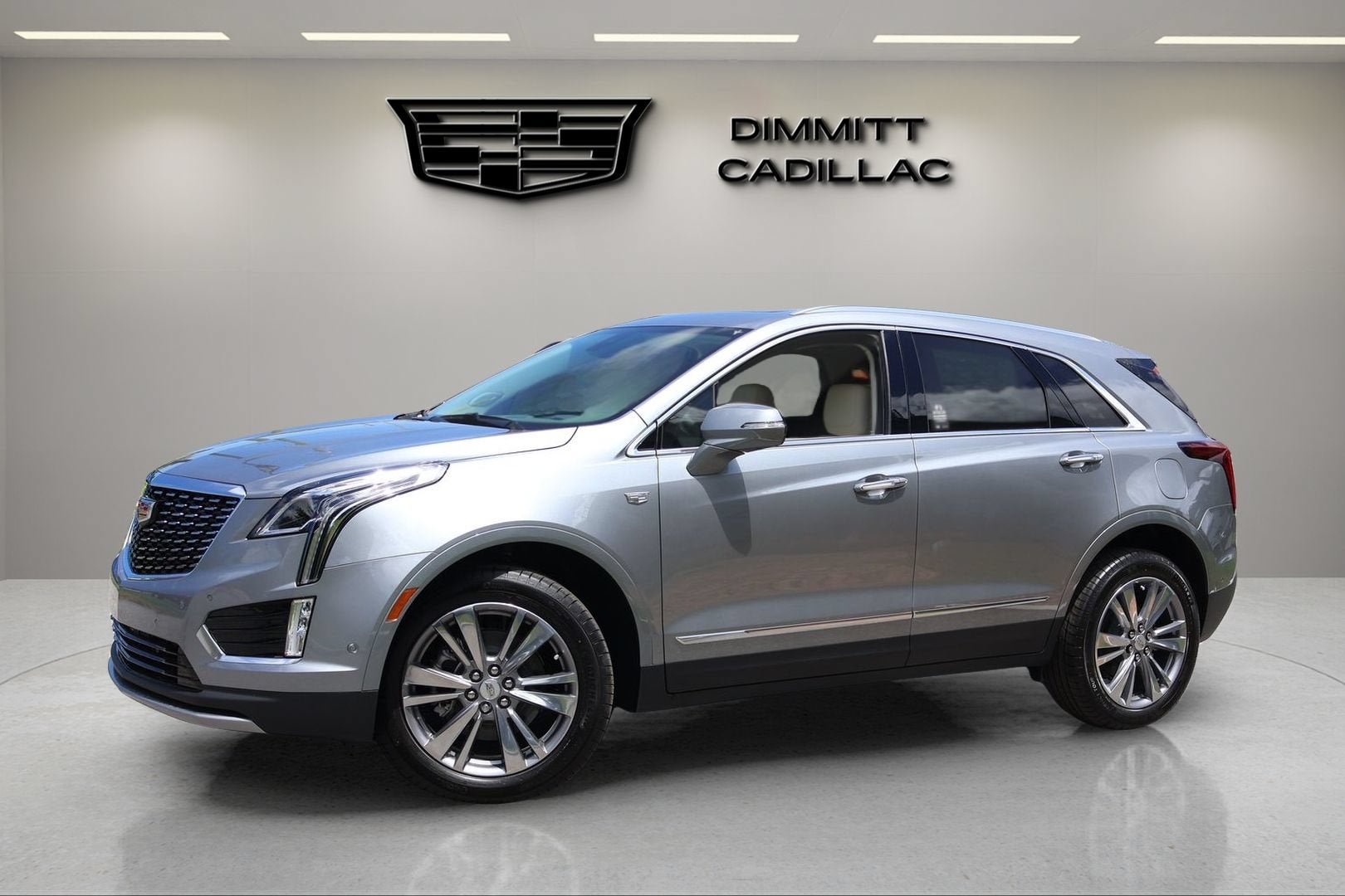 2026 Cadillac XT5 FWD Premium Luxury
