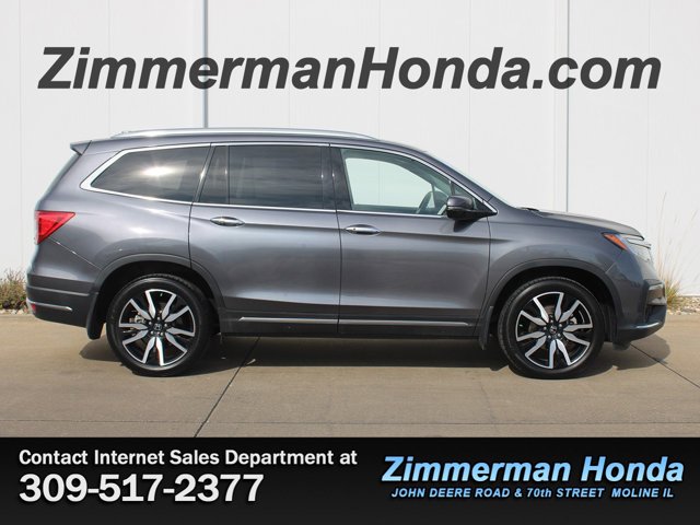2022 Honda Pilot Touring 8-Passenger