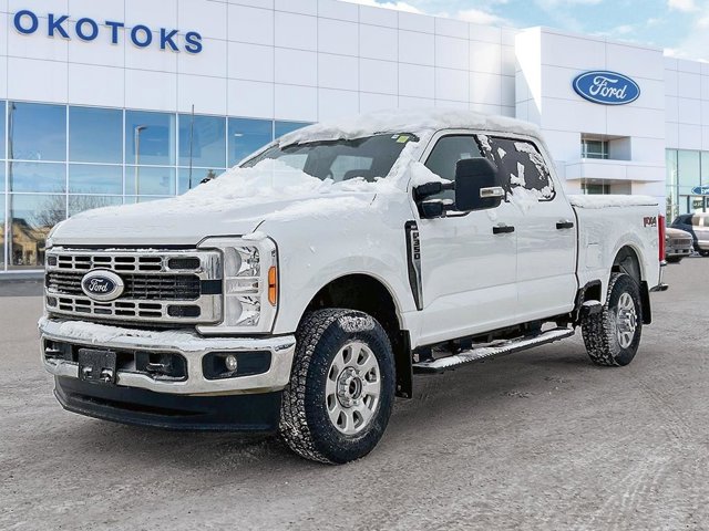 2023 Ford Super Duty F-350 SRW XLT