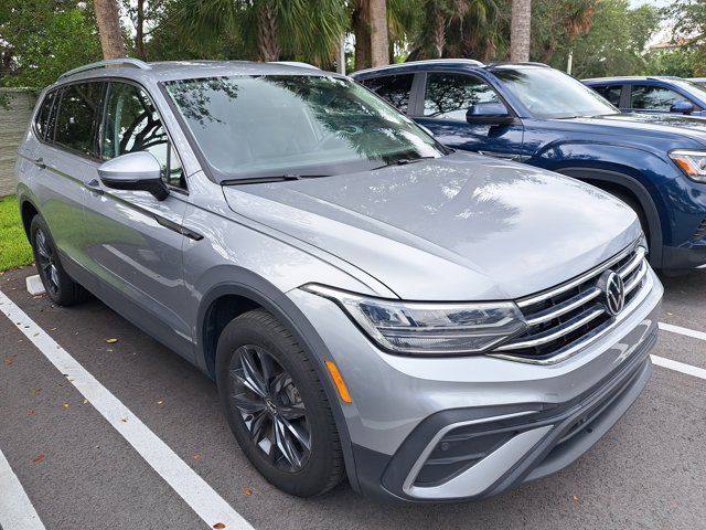 2023 Volkswagen Tiguan SE