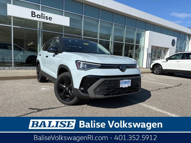 2025 Volkswagen Taos SE Black