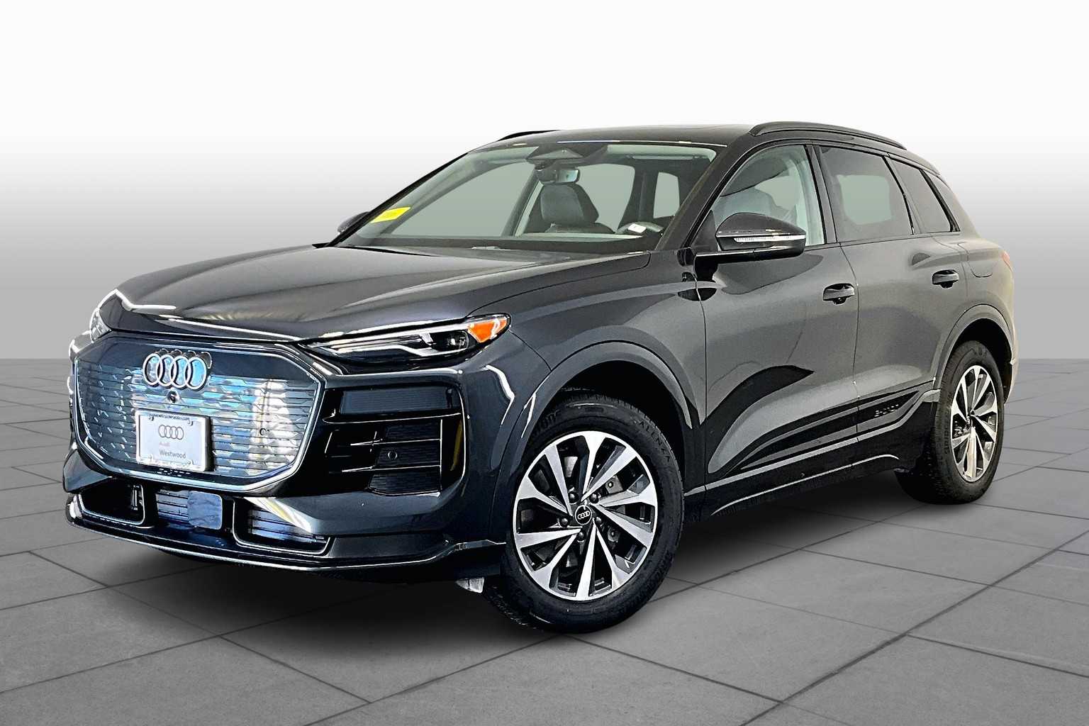 2025 Audi Q6 e-tron Premium