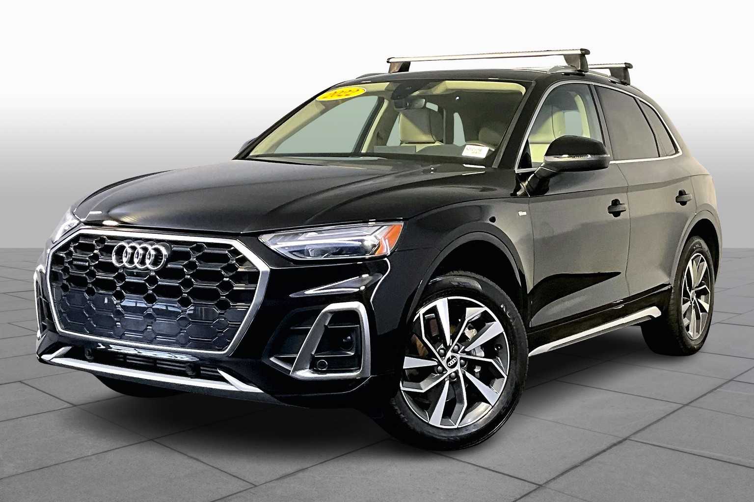 2022 Audi Q5 45 S line Premium Plus