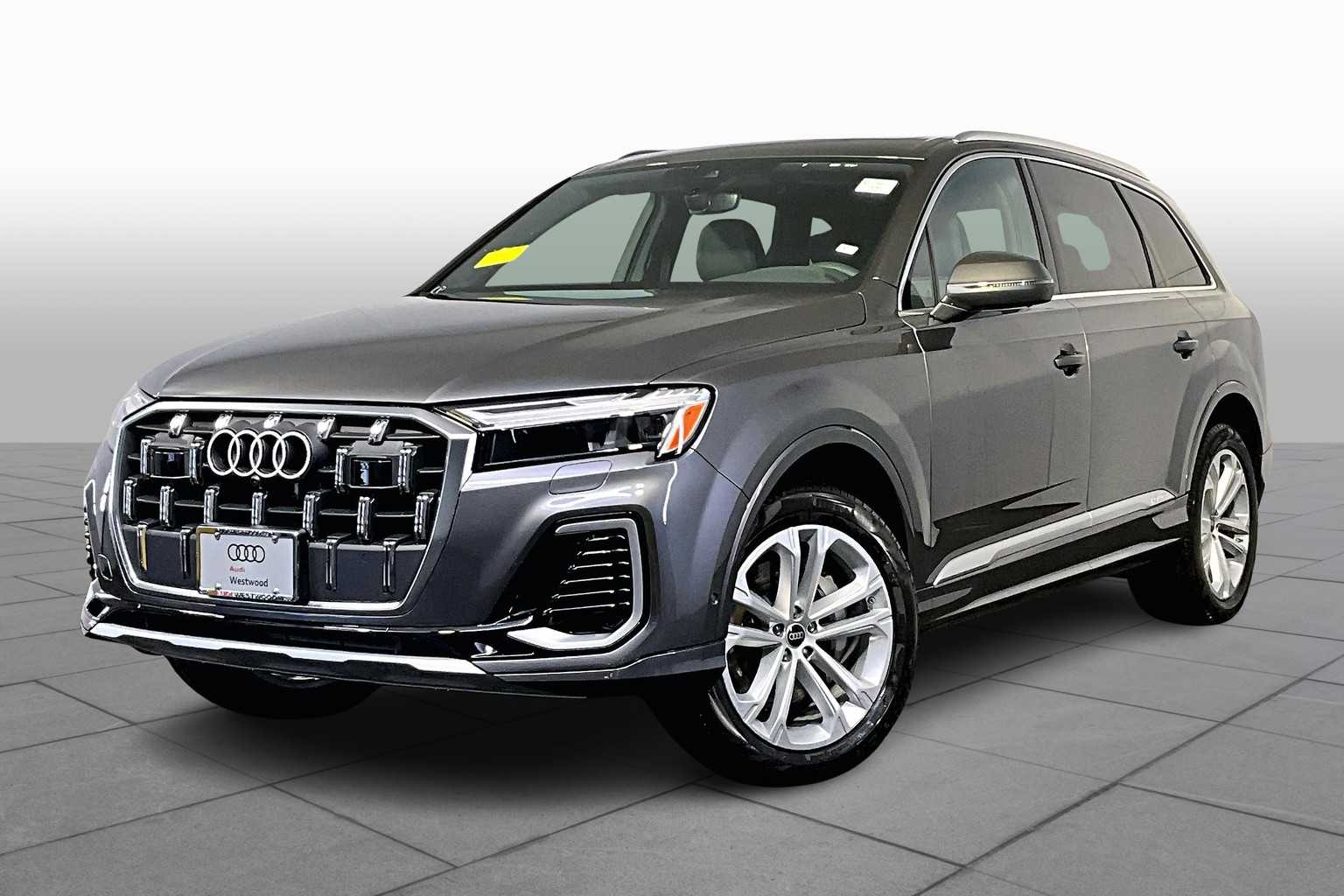 2025 Audi Q7 45 Premium
