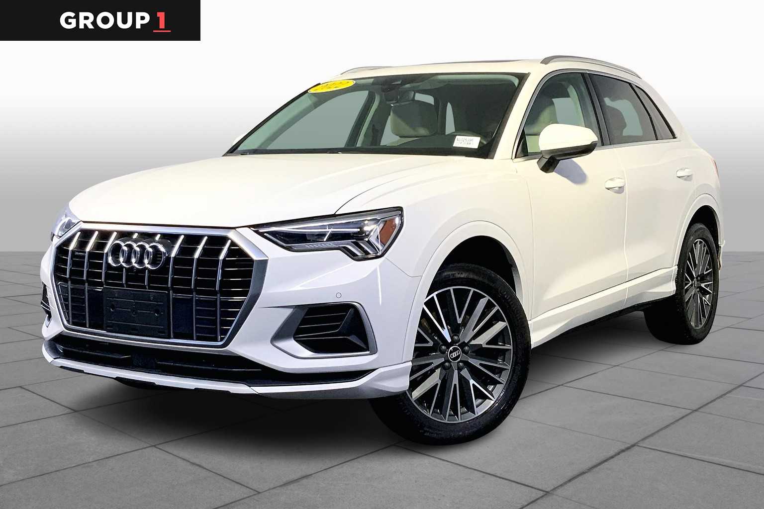 2022 Audi Q3 40 Premium Plus