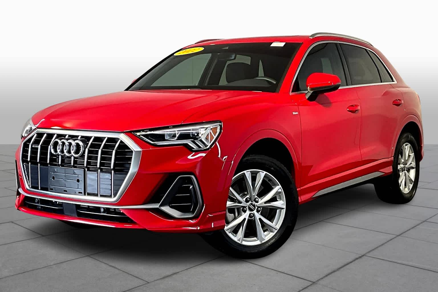 2022 Audi Q3 45 S line Premium Plus