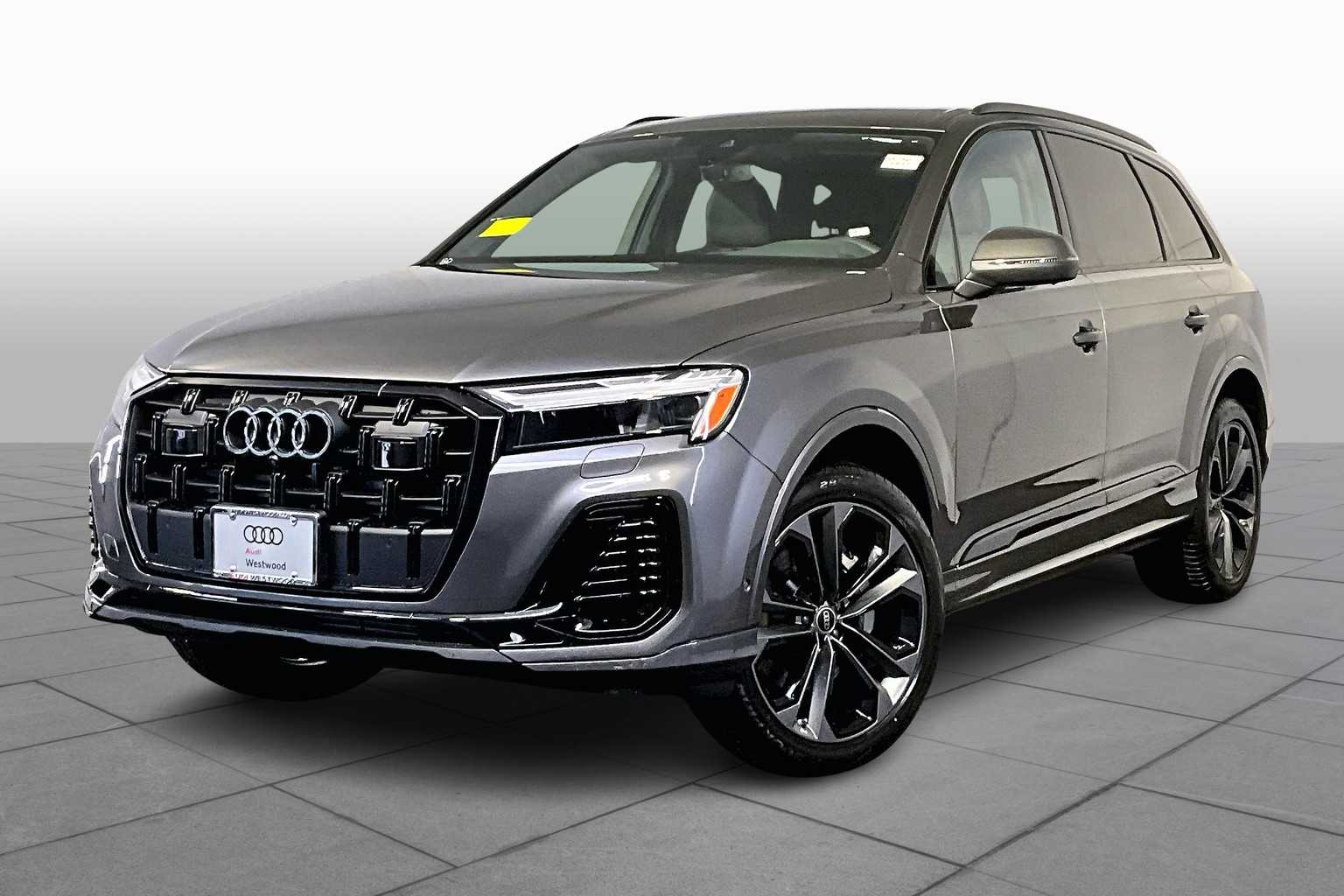 2025 Audi Q7 55 Premium Plus