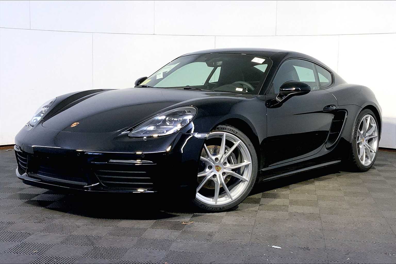 2025 Porsche 718 Cayman 