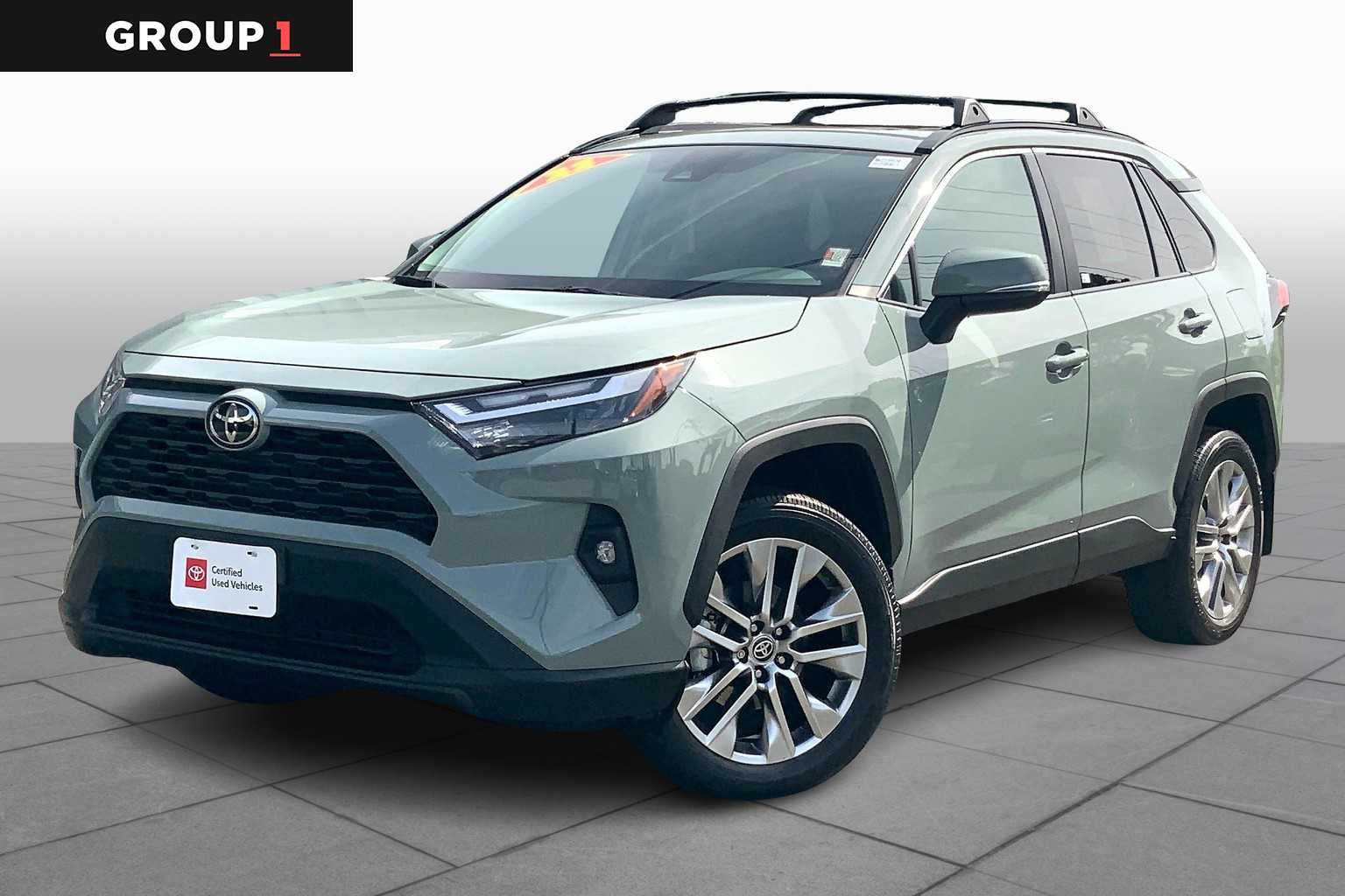 2022 Toyota RAV4 XLE Premium