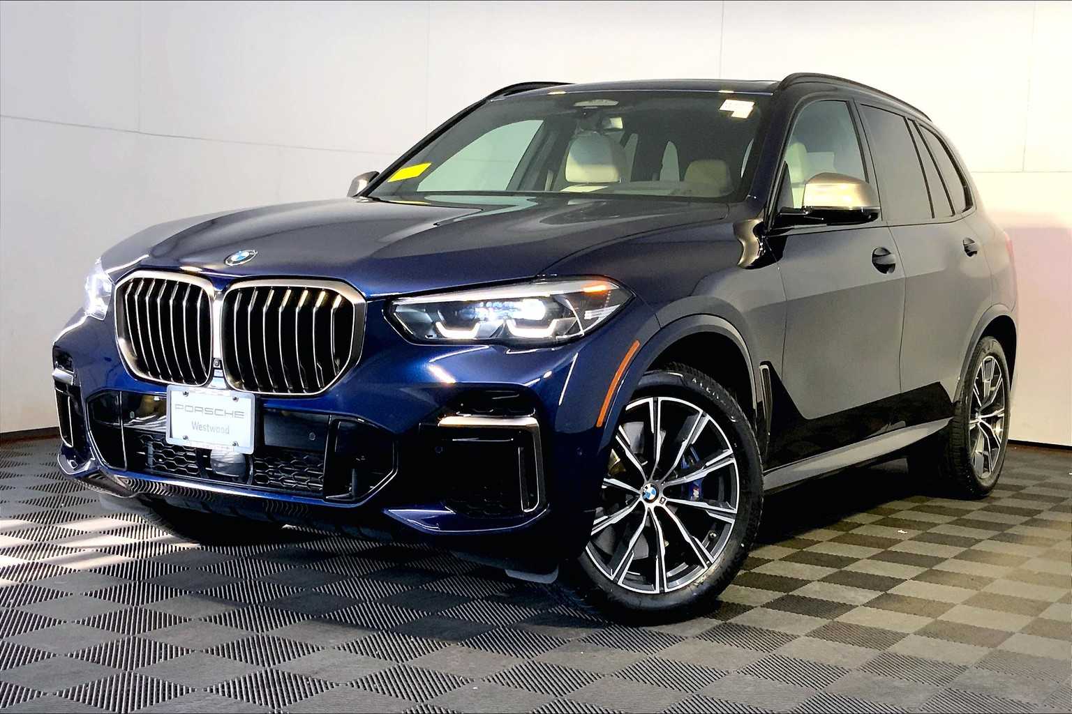 2022 BMW X5 M50i