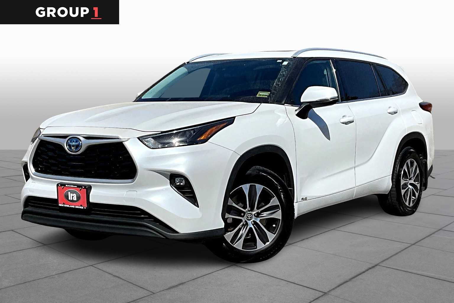 2022 Toyota Highlander Hybrid XLE
