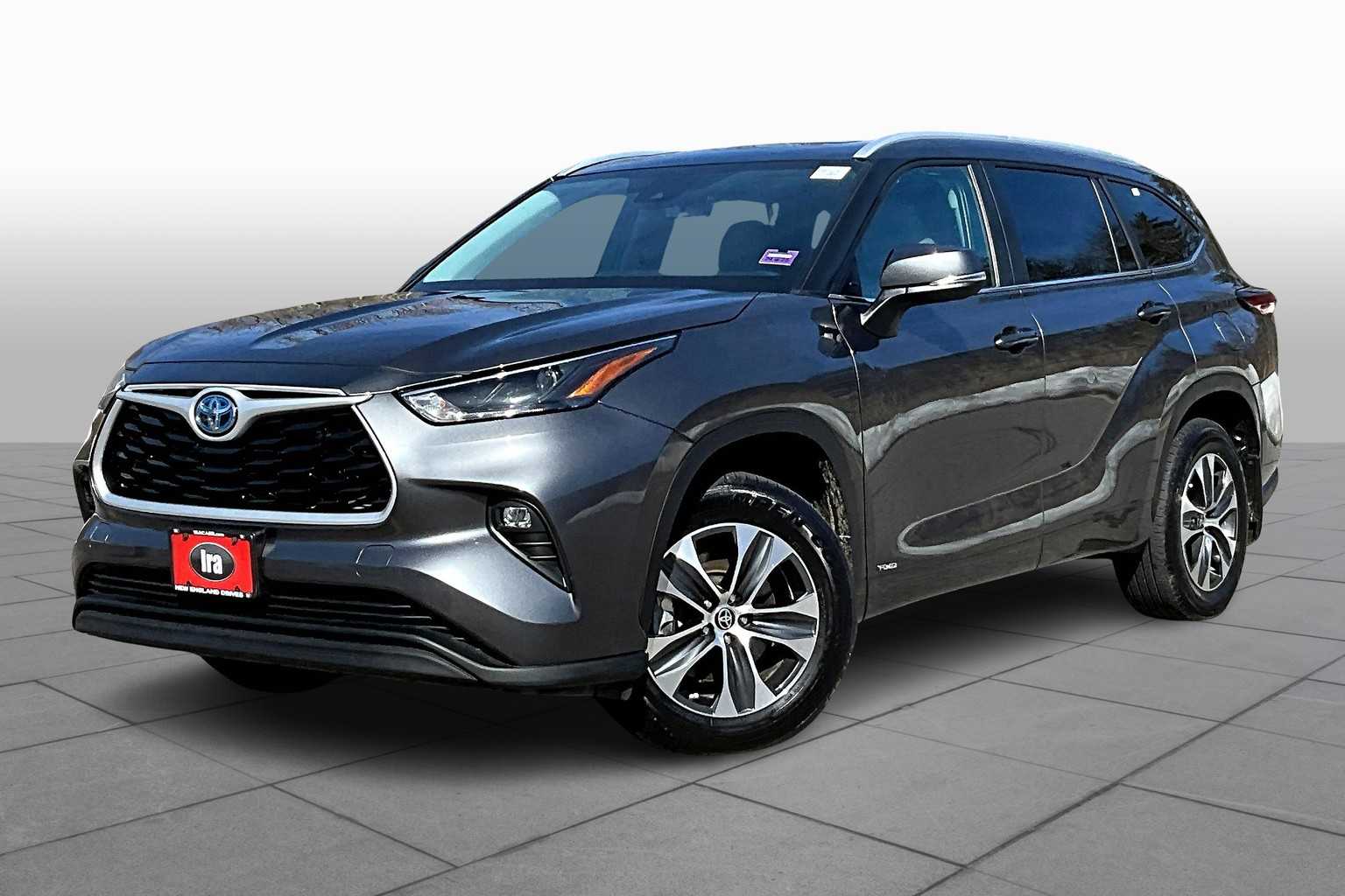2024 Toyota Highlander Hybrid XLE