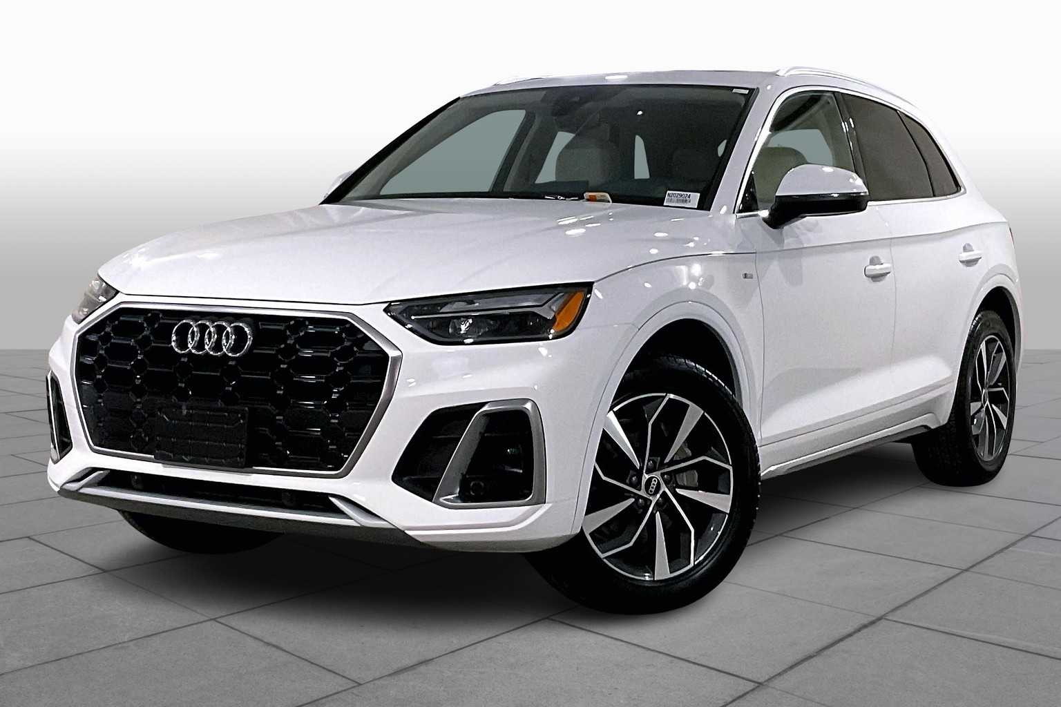 2022 Audi Q5 S line Premium