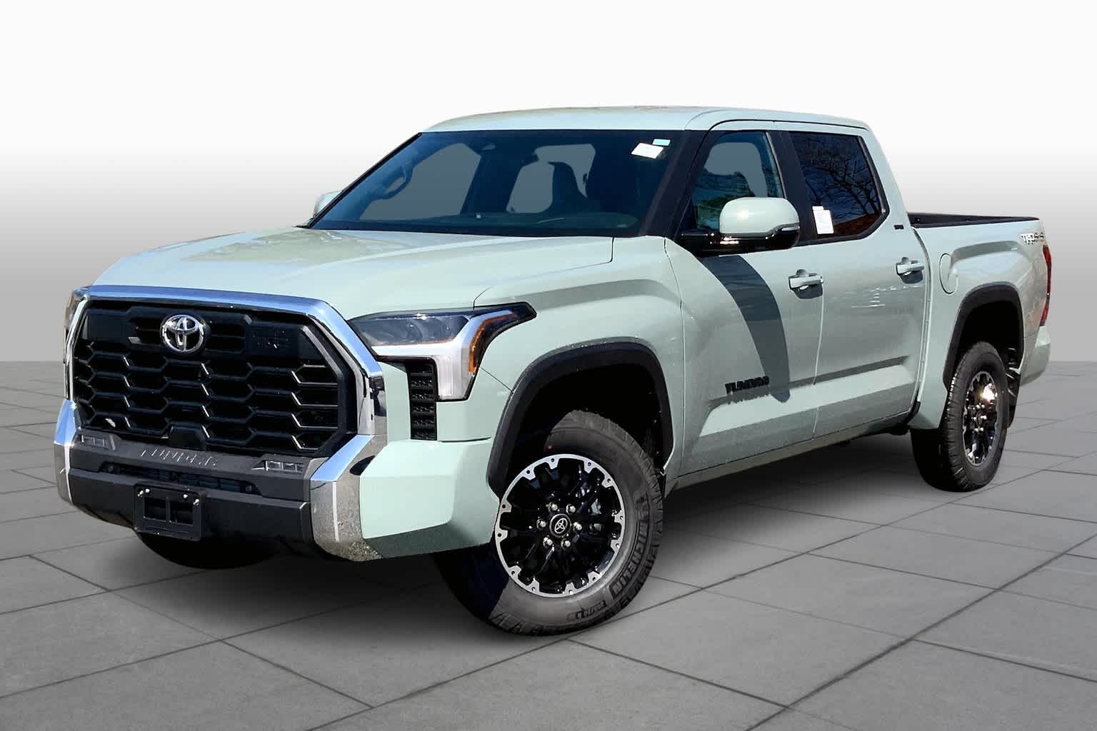 2025 Toyota Tundra 4WD SR5