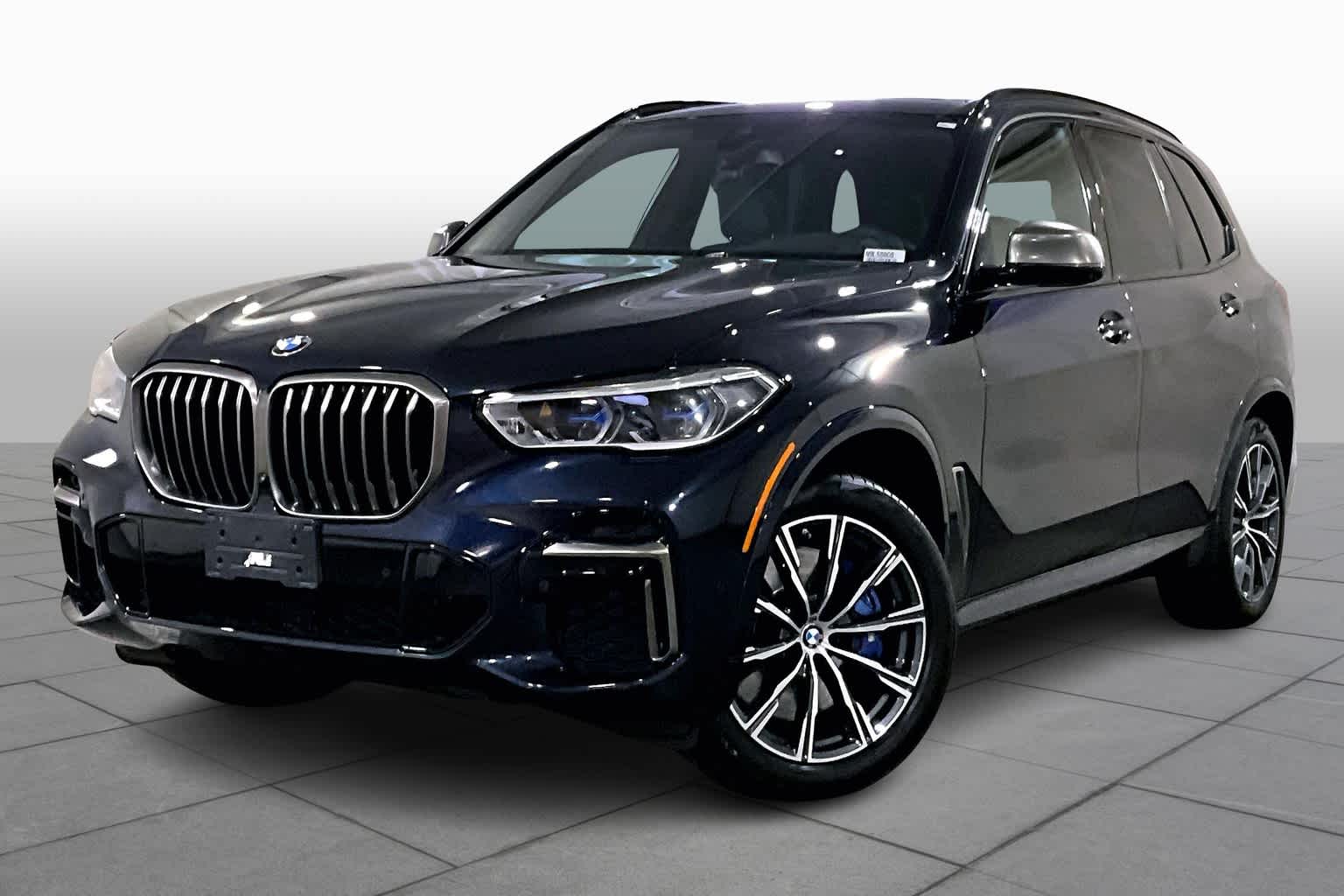 2022 BMW X5 M50i