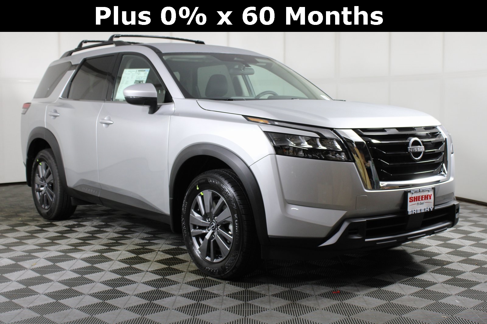 2025 Nissan Pathfinder SV