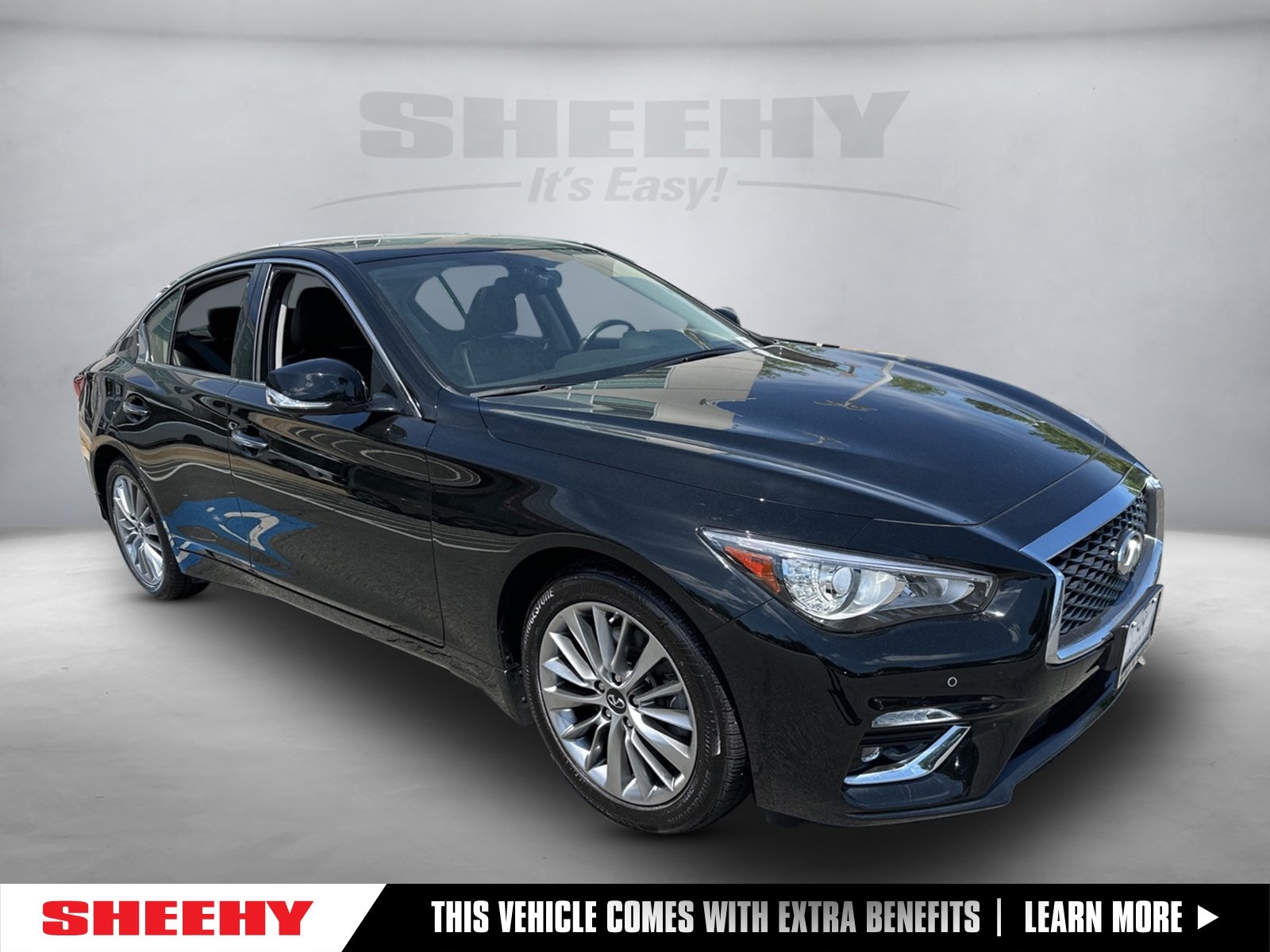 2022 INFINITI Q50 LUXE
