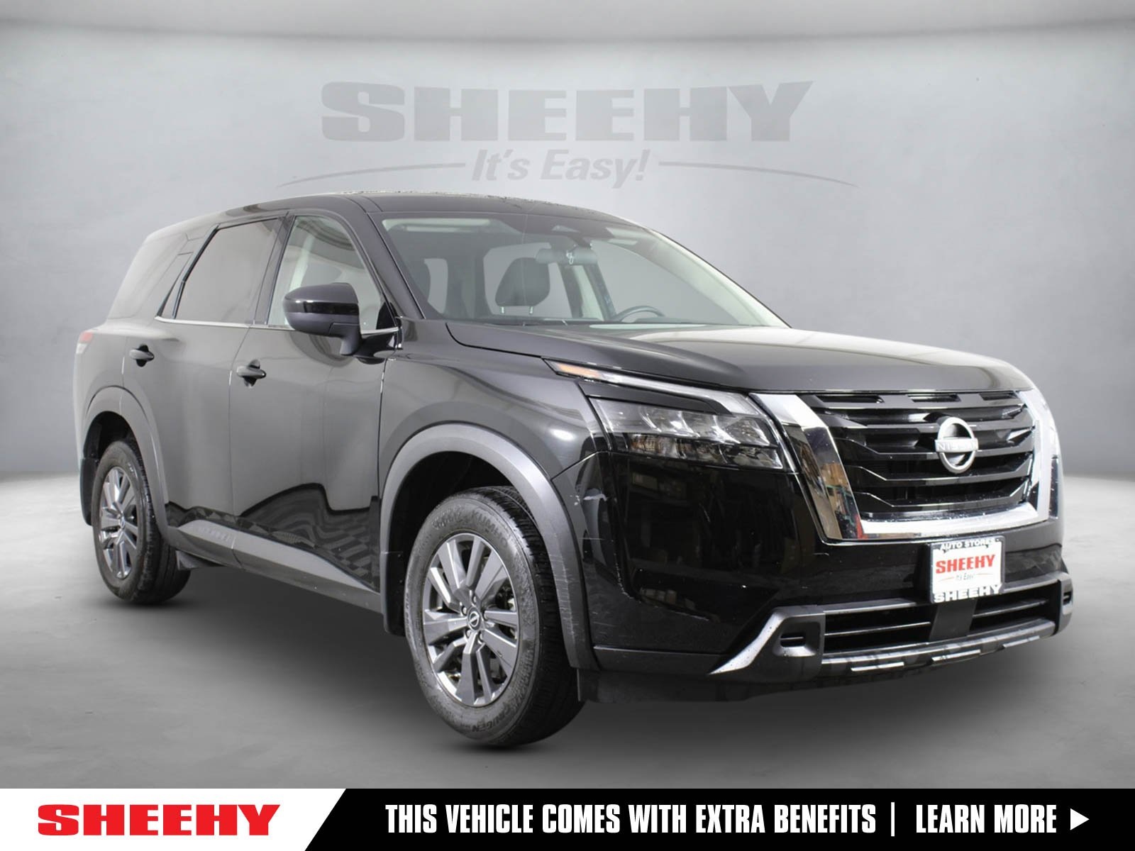 2024 Nissan Pathfinder S