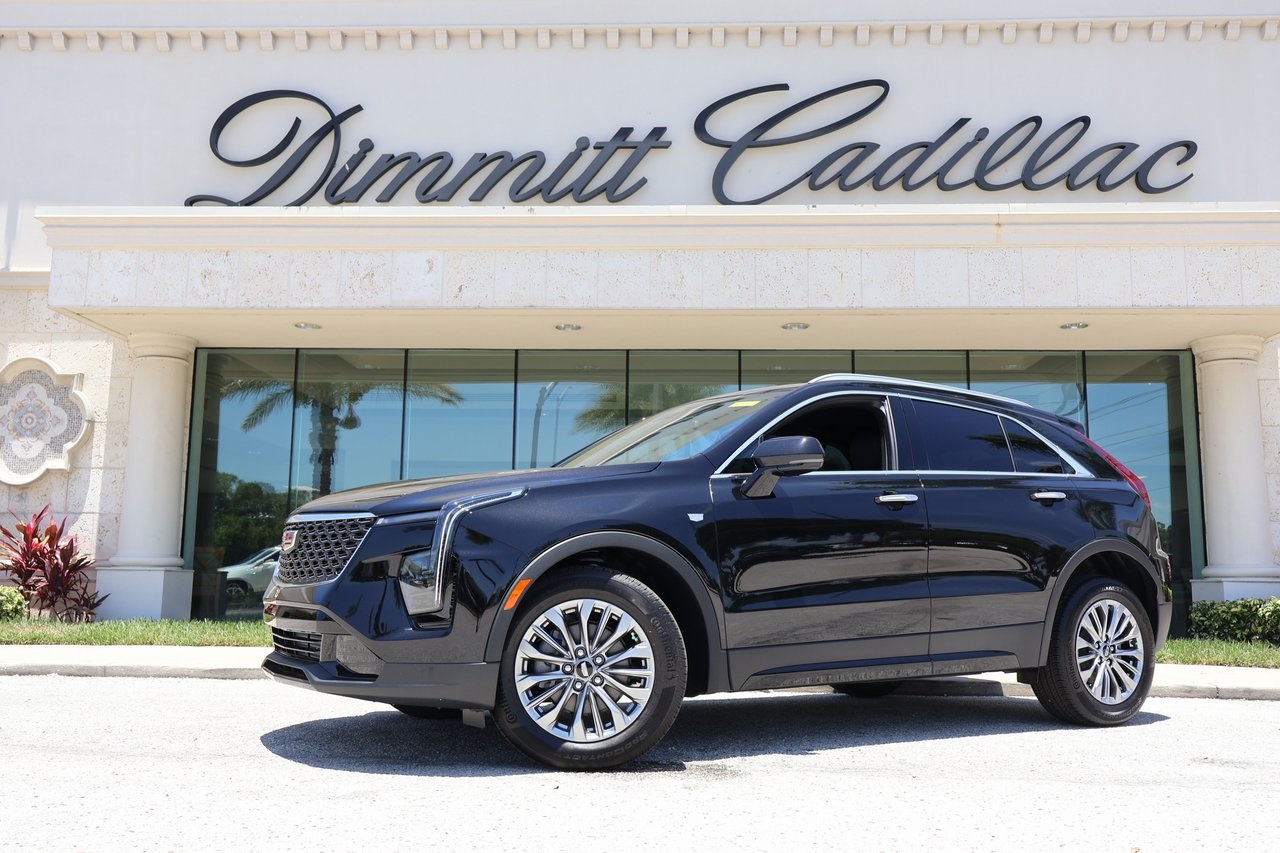 2024 Cadillac XT4 Premium Luxury